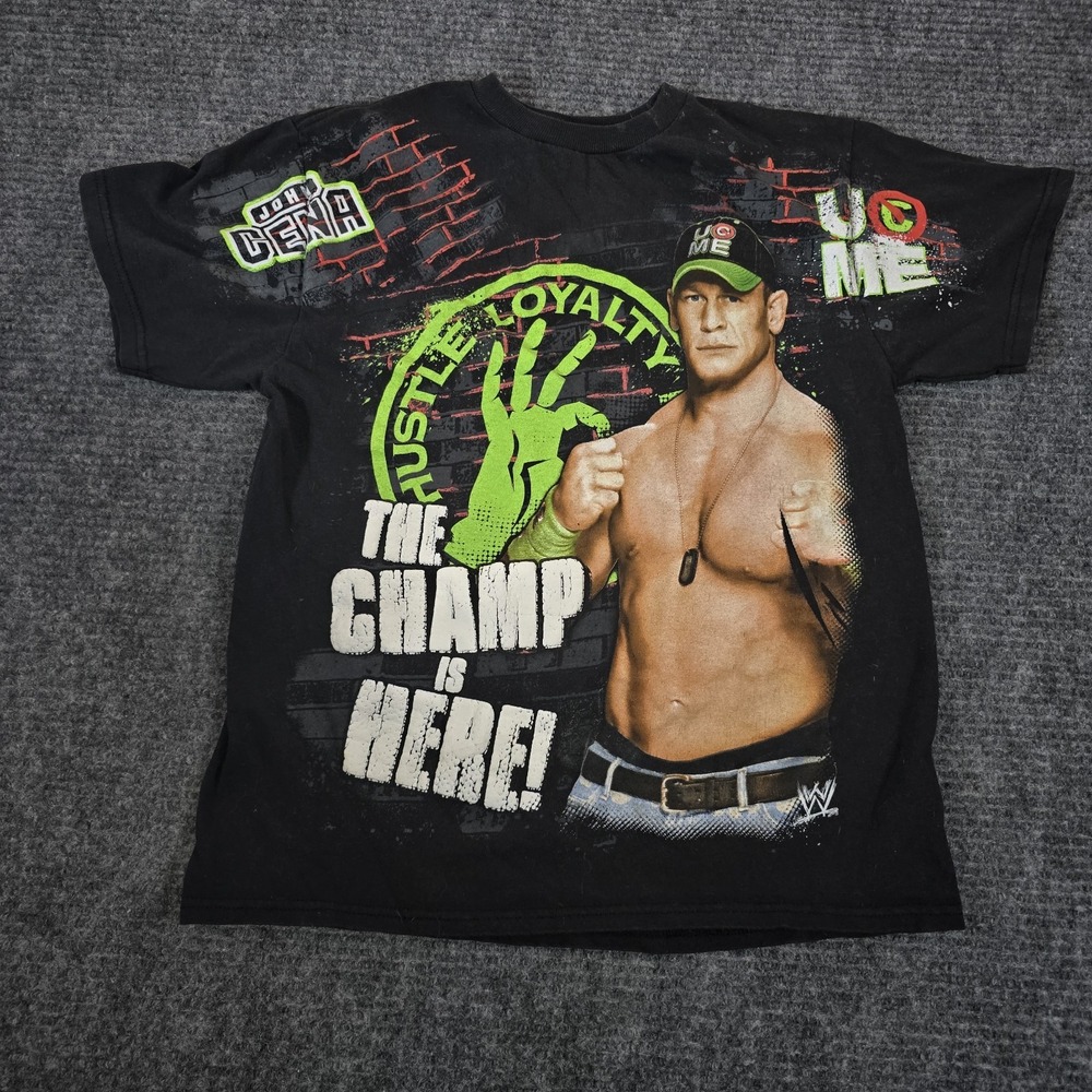 Boys WWE John Cena "The Champ Is Here" You Can't See Me T-Shirt Medium